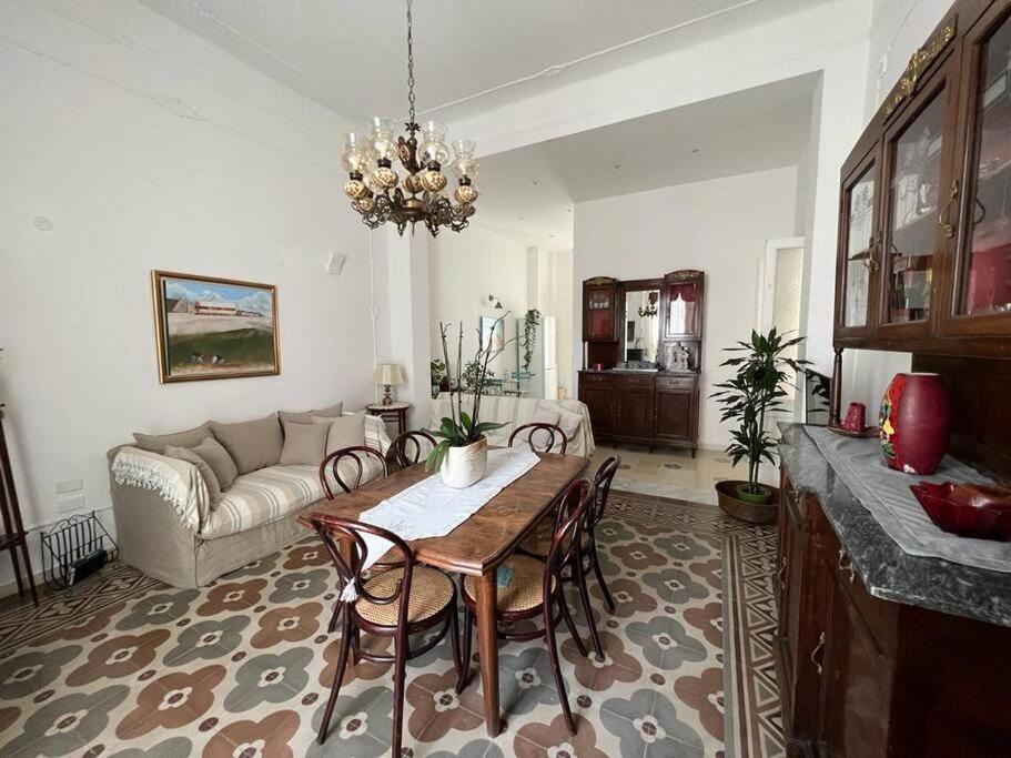 Lux Domus Apartment Bari Zewnętrze zdjęcie